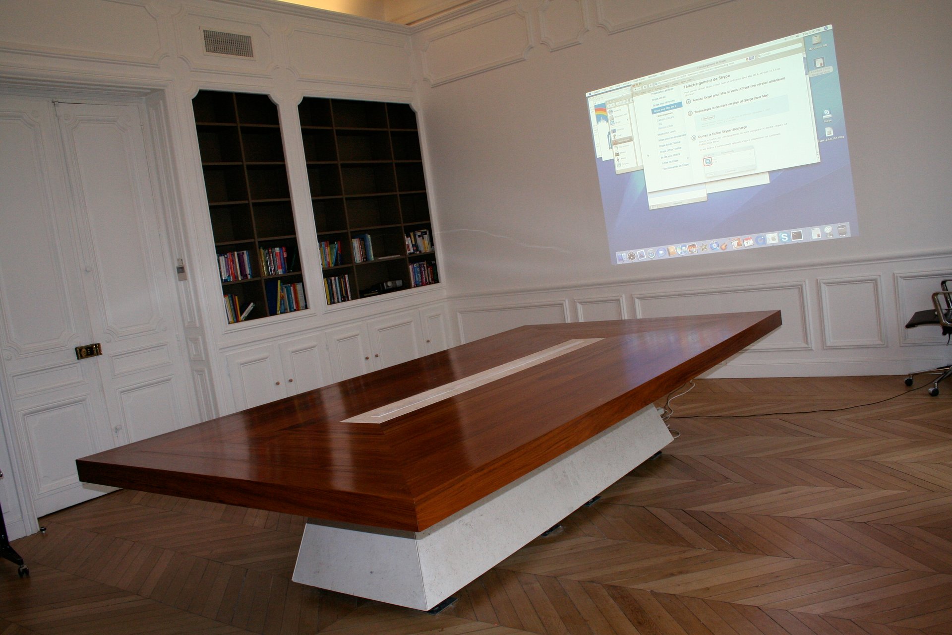 Louvre Office, Paris