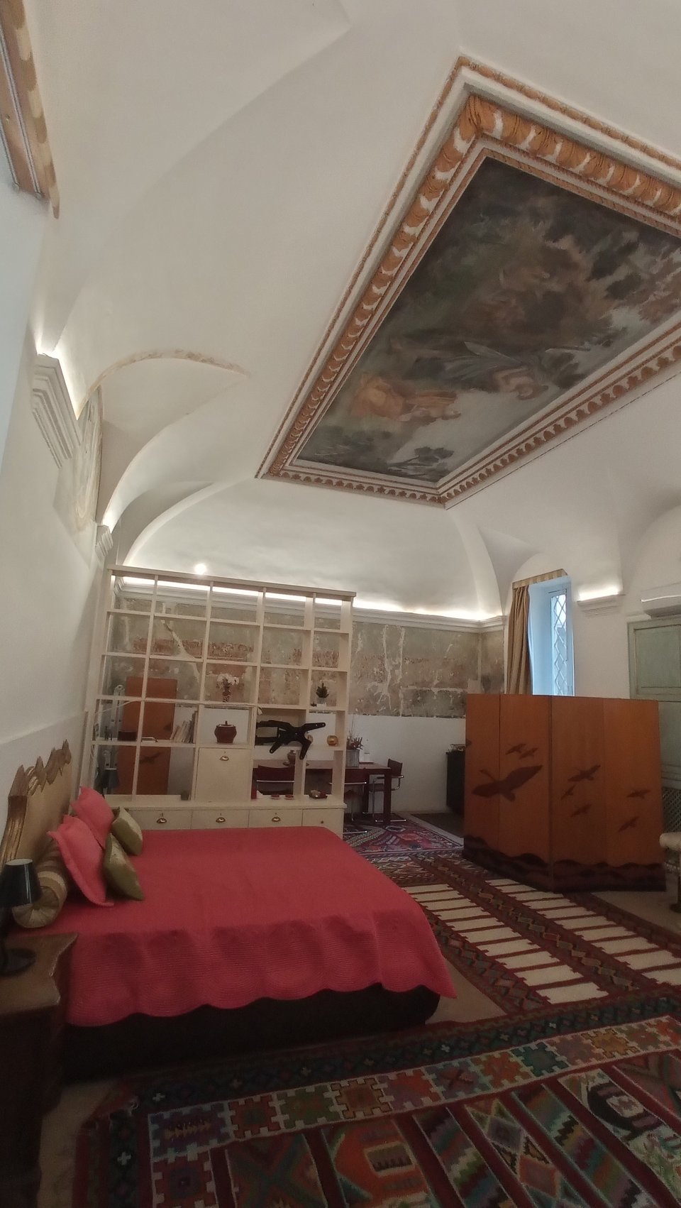Fresco Suite, Rome